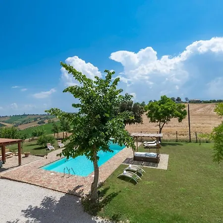 Casale Bonaventura 8, Emma Villa *