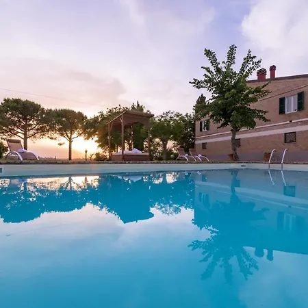 Casale Bonaventura 8, Emma Villa Ostra